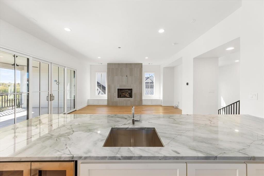 Montrachet - Residential