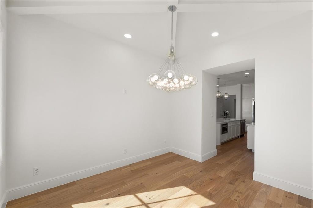 Montrachet - Residential