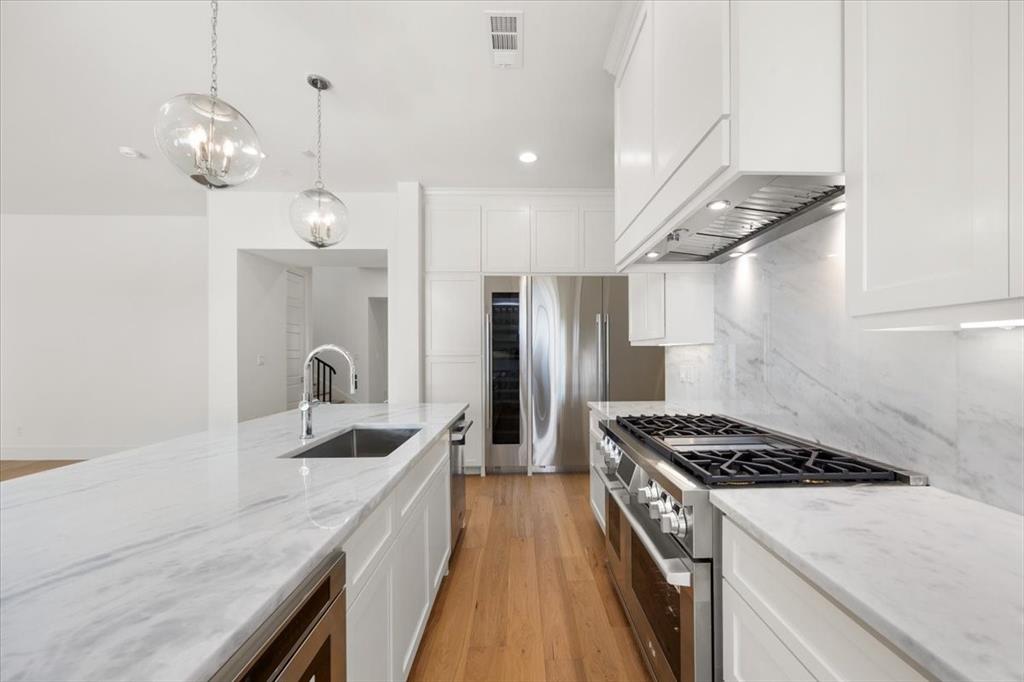 Montrachet - Residential