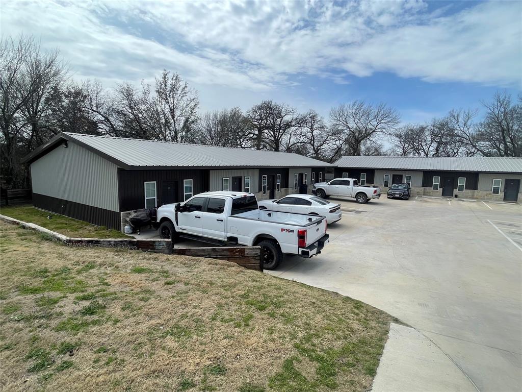215 Price Lane