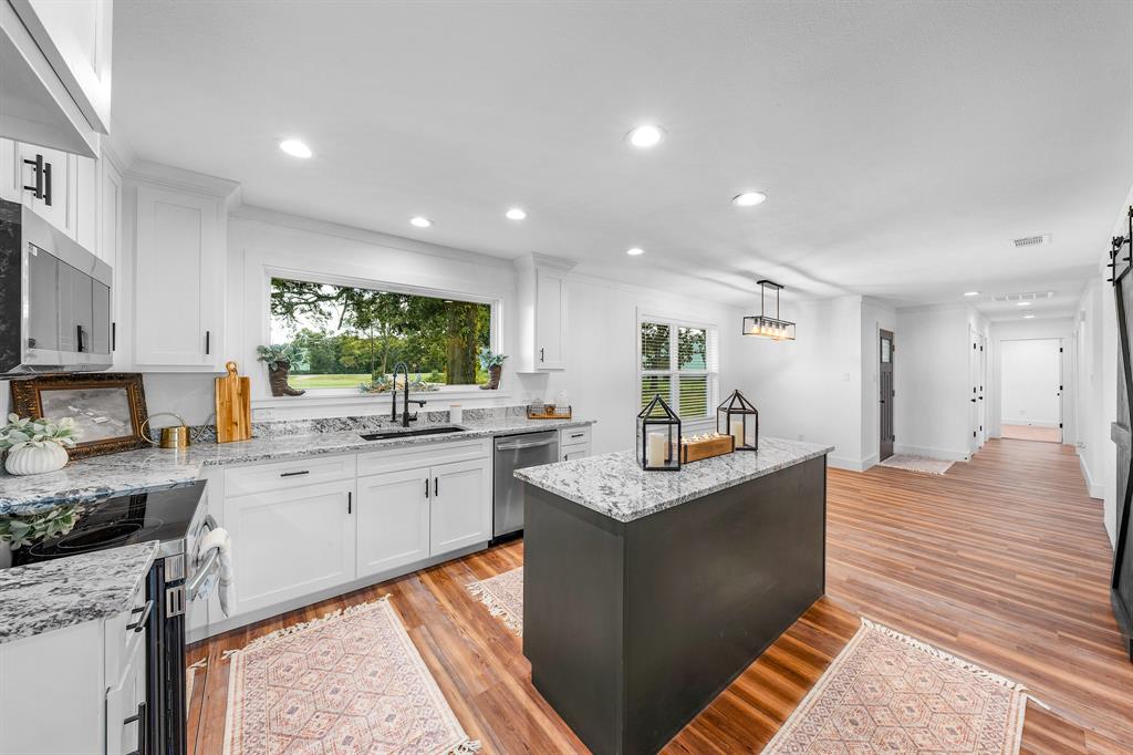 COWBOY HILLS - Residential