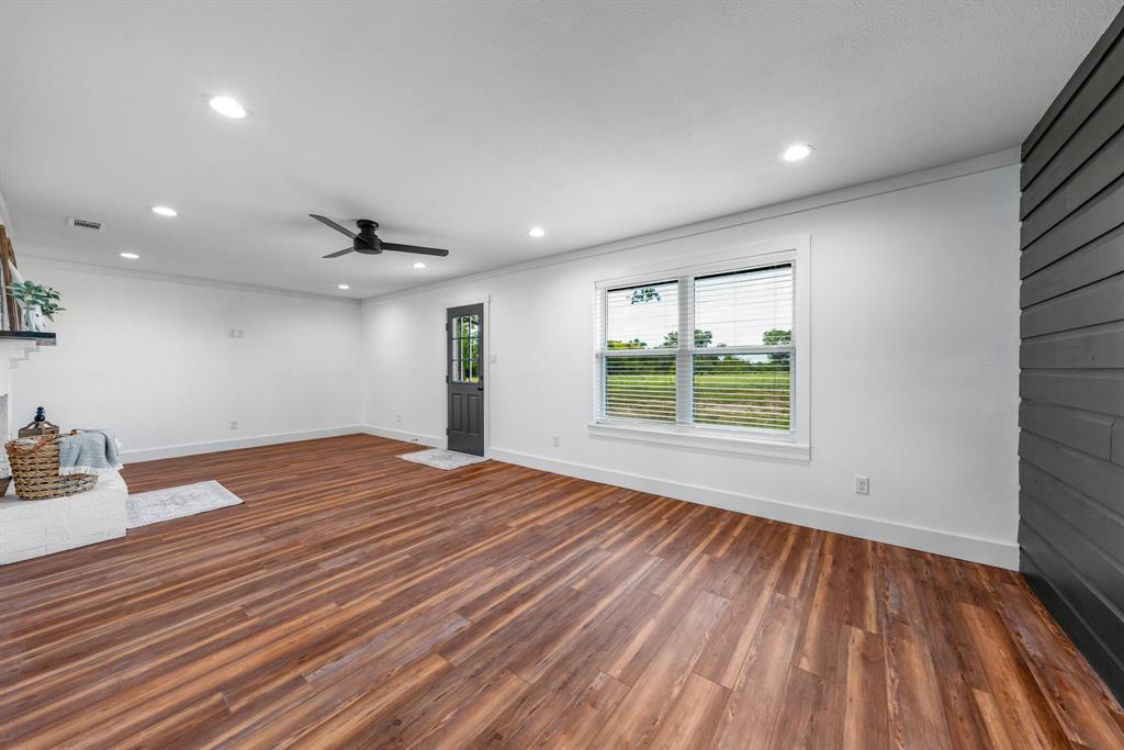 COWBOY HILLS - Residential