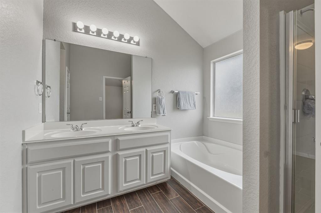 Sendera Ranch - Residential