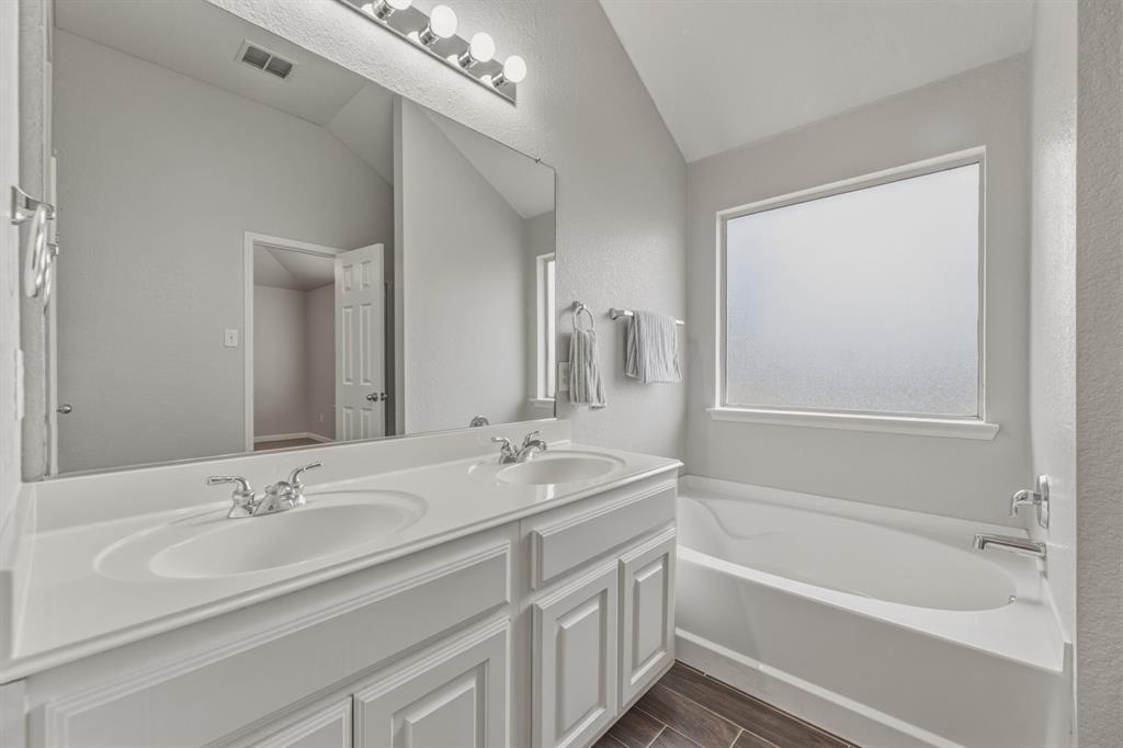 Sendera Ranch - Residential
