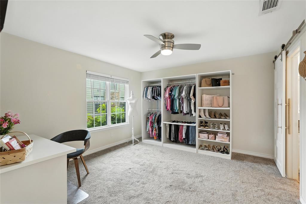 Farmers Branch, Texas 75234, United States, 2 Bedrooms Bedrooms, ,3 BathroomsBathrooms,Residential,Active,168147