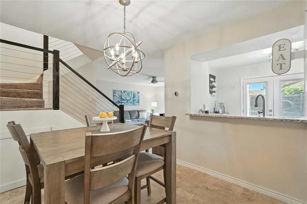 Farmers Branch, Texas 75234, United States, 2 Bedrooms Bedrooms, ,3 BathroomsBathrooms,Residential,Active,168147