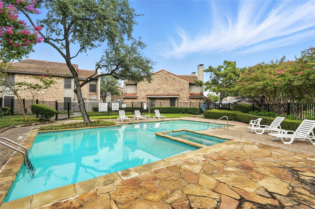Farmers Branch, Texas 75234, United States, 2 Bedrooms Bedrooms, ,3 BathroomsBathrooms,Residential,Active,168147