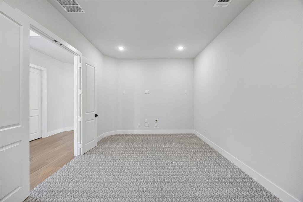 1130 Arlong Park Drive