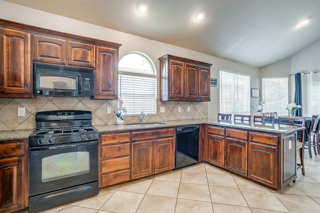 Alexandra Mdws Ph Viii - Residential