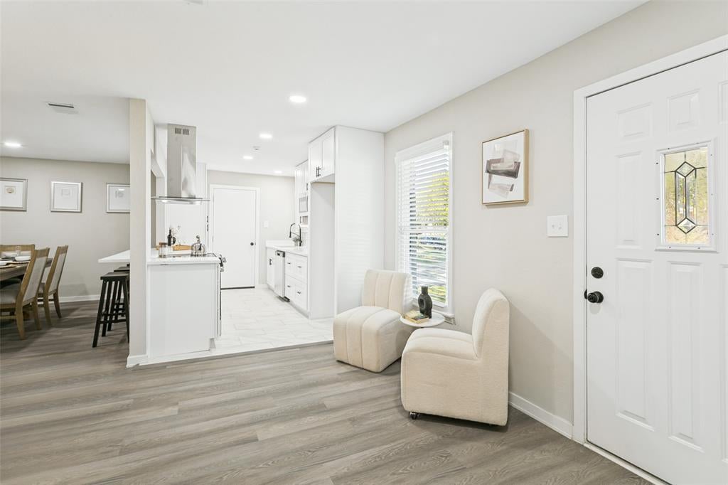 4333 Mackey Drive