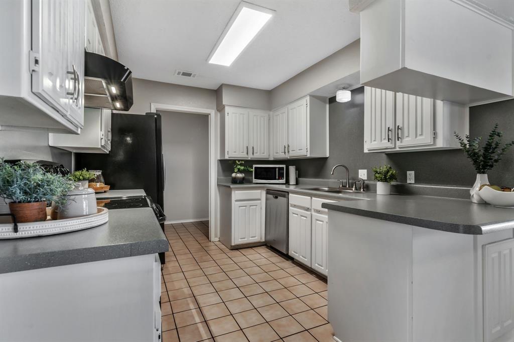 Foster Village Add - Residential