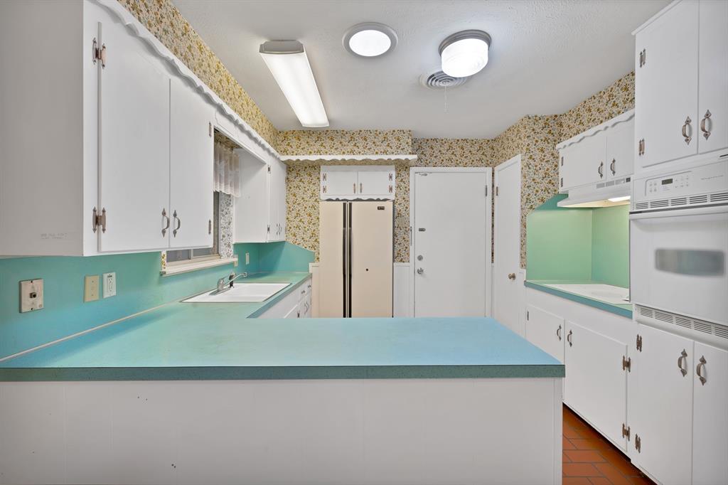 4812 Briarwood Lane
