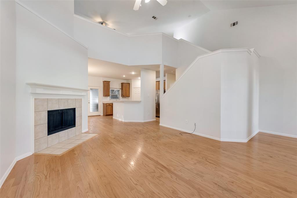 1109 Live Oak Drive