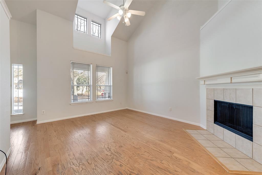 1109 Live Oak Drive