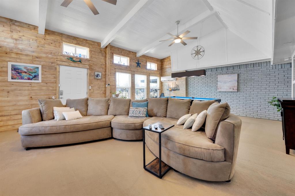 Twin Lakes Estate - Residential