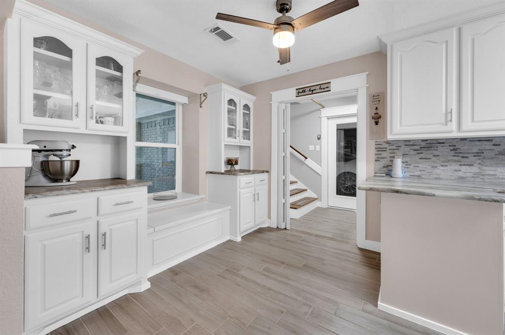 Twin Lakes Estate - Residential