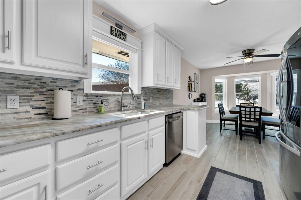 Twin Lakes Estate - Residential