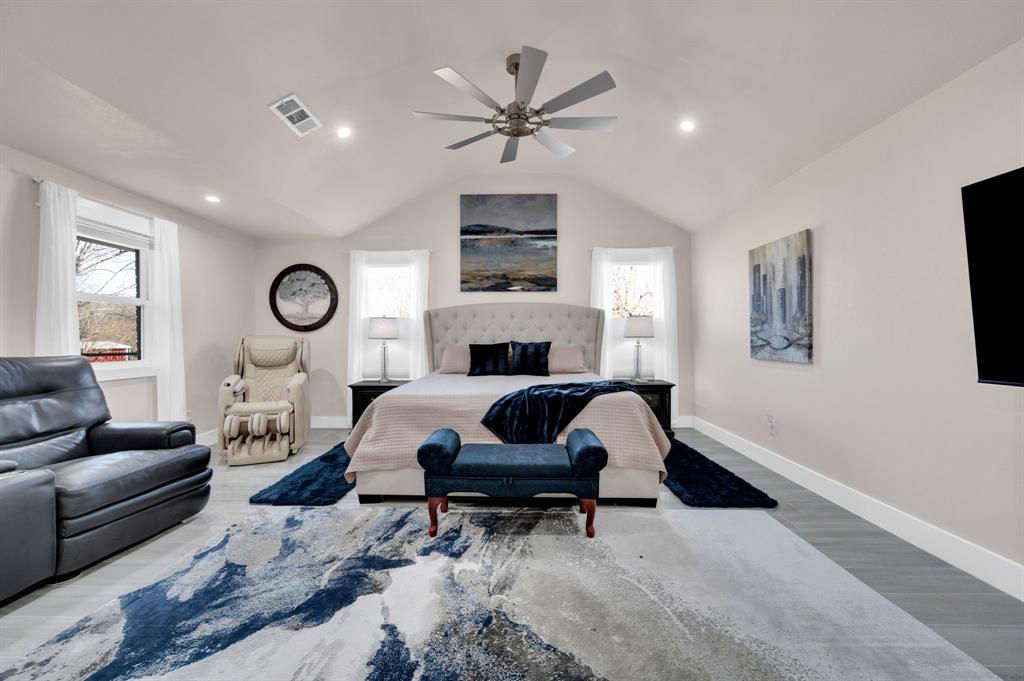 Twin Lakes Estate - Residential