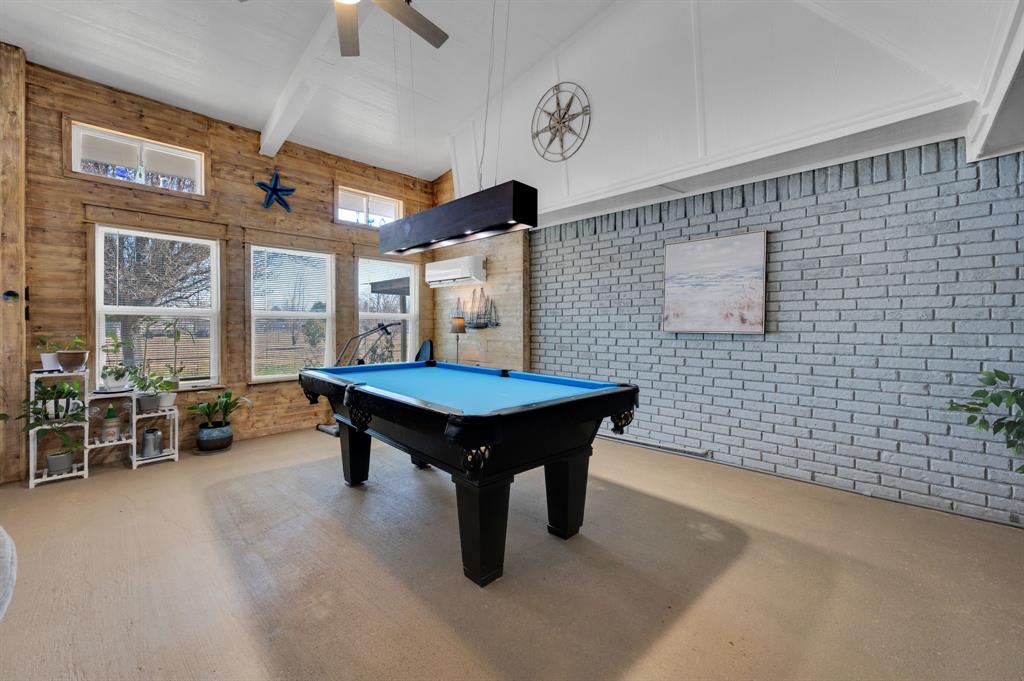 Twin Lakes Estate - Residential