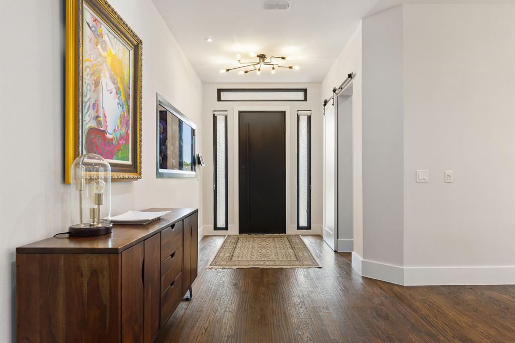 105 Chisholm Trail