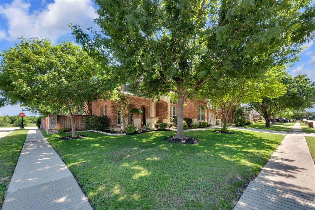 4304 Lone Oak Drive
