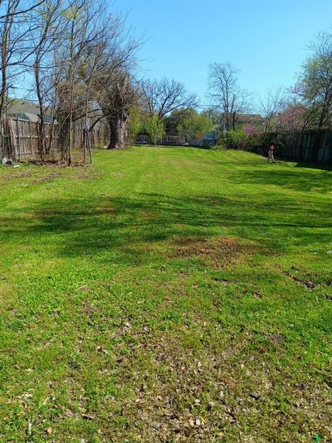 4700 Gaston Avenue Dallas TX 75246