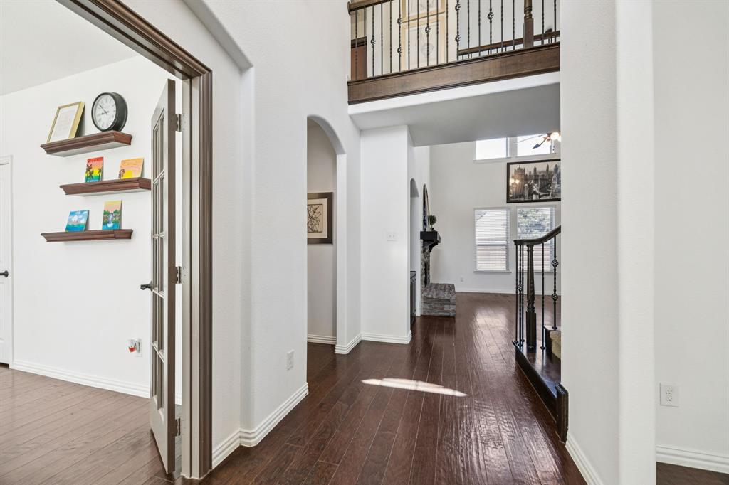 916 Redbird Lane