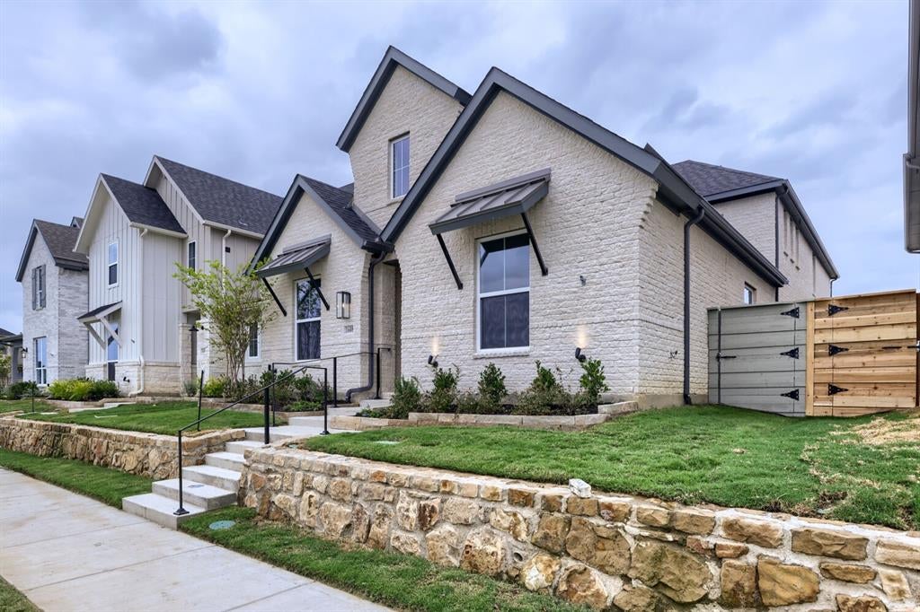 1608 Ramble Way