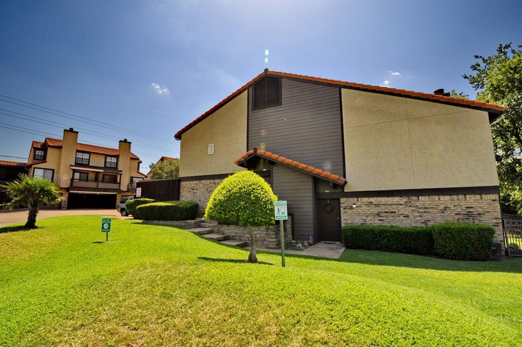 Lakehill Townhomes - Residential Lease