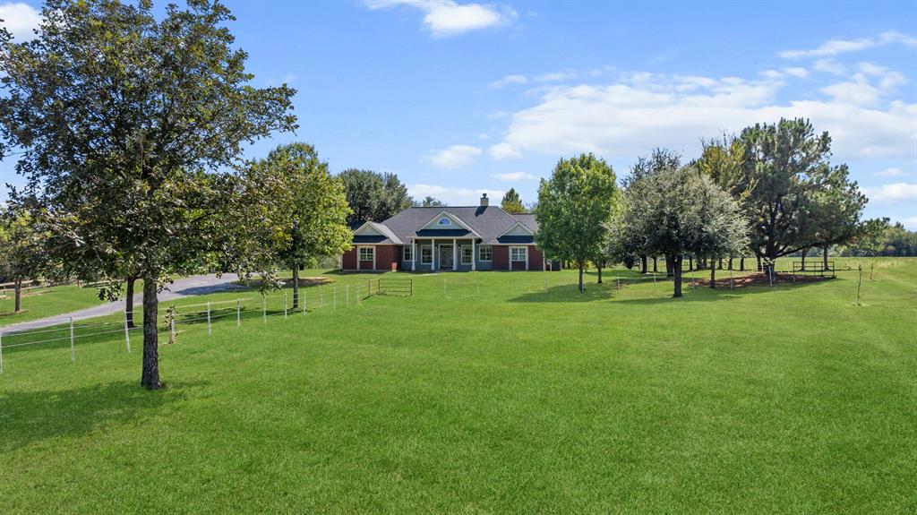 1688 County Road 3118