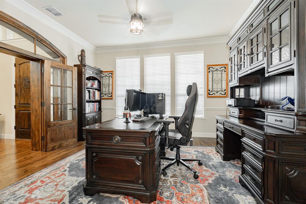 817 Calm Crest Drive