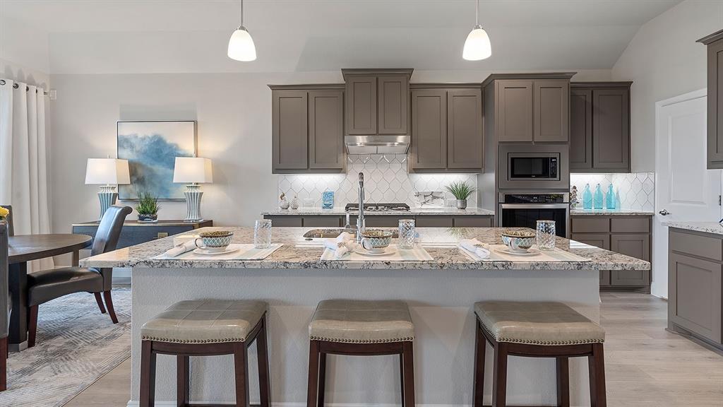 Lakeview Pointe - Residential