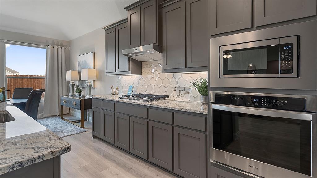 Lakeview Pointe - Residential