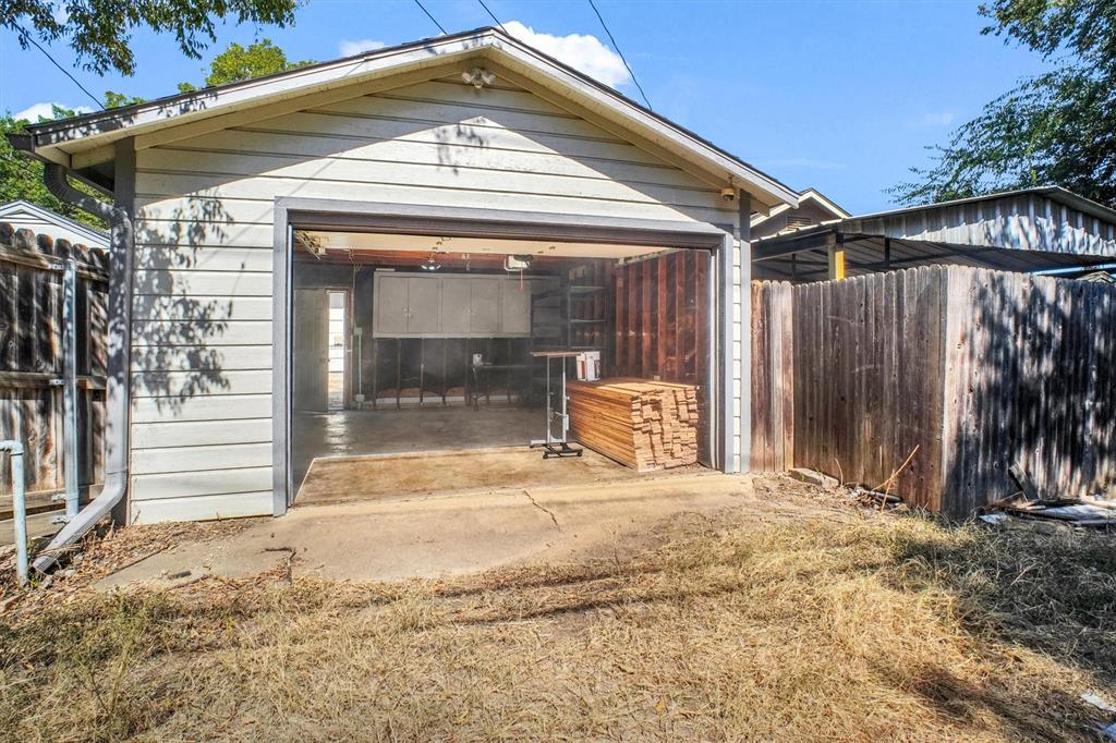 Chamberlain Arlington Heights 1st - Residential Lease