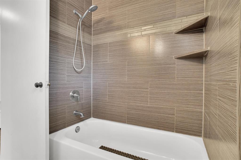 Chamberlain Arlington Heights 1st - Residential Lease