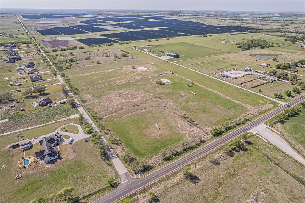 Aerovillage - Land