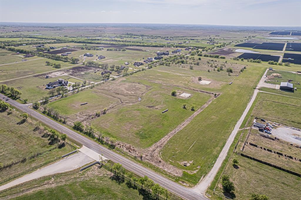 Aerovillage - Land