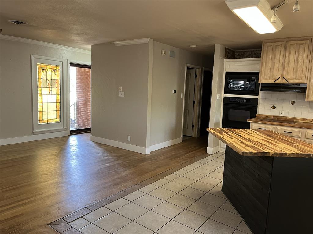 South Hills Add - Residential Lease