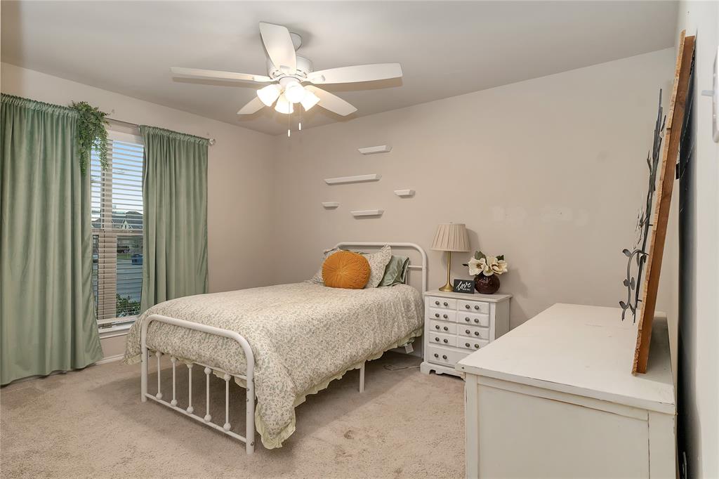 Bristol Oaks - Residential