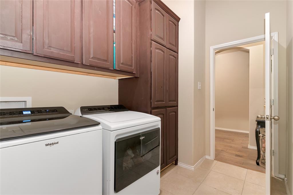 Bristol Oaks - Residential