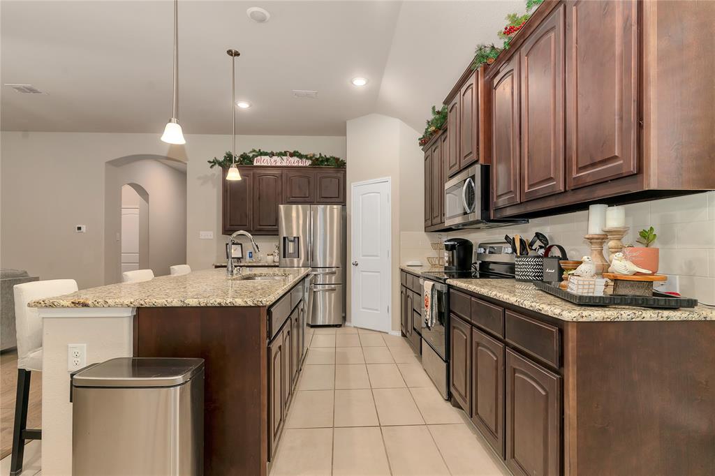 Bristol Oaks - Residential