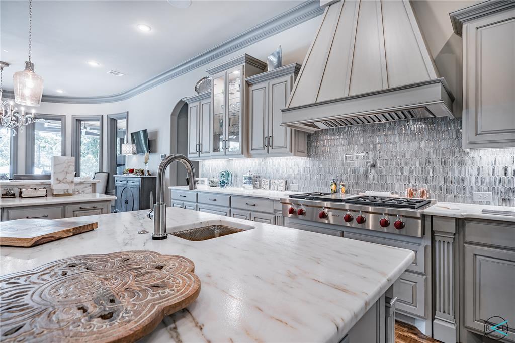 Pinnacle Club - Residential