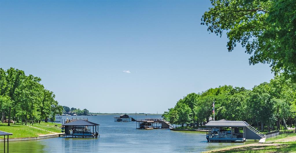 Pinnacle Club - Residential