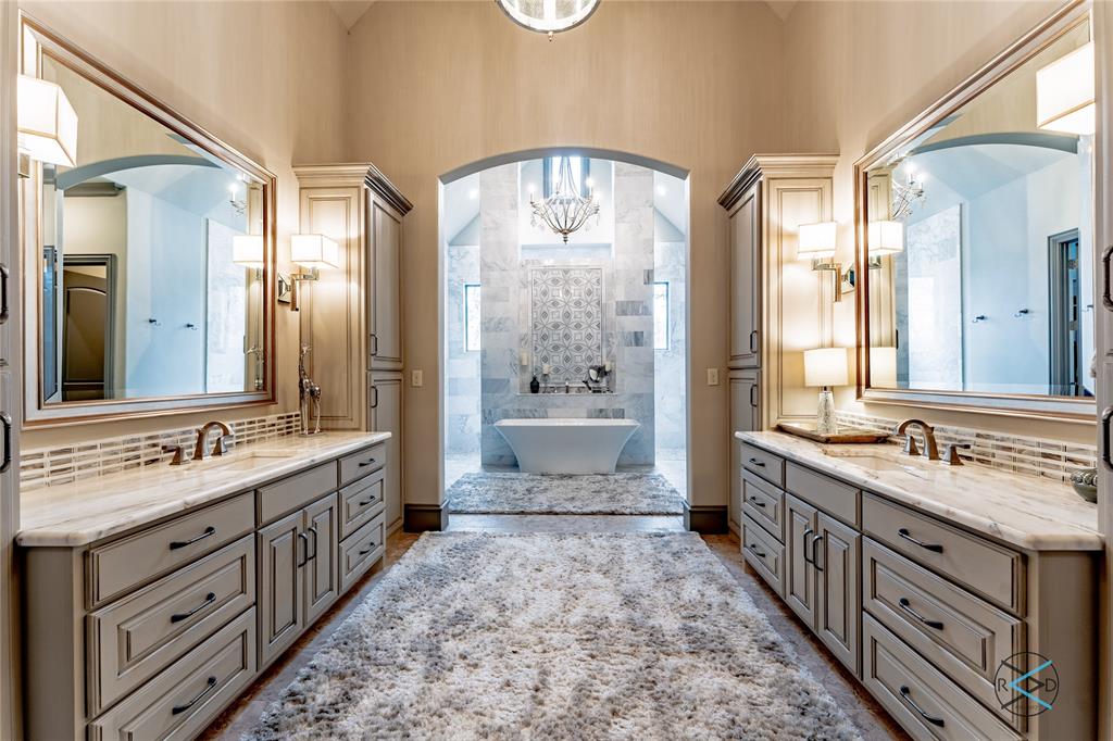 Pinnacle Club - Residential