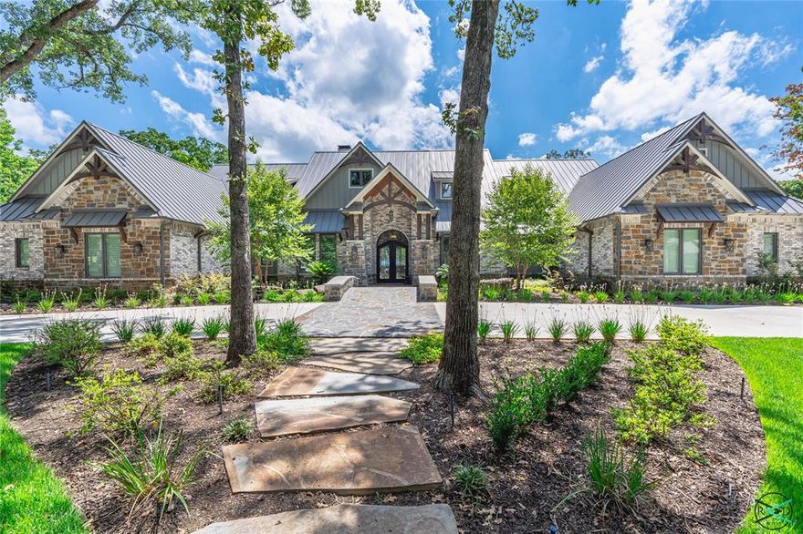 One of a Kind PRIVATE RESORT ESTATE 7,863 sq ft under roof situated on 1.39 ACRES , Community restaurant with bar, 18-hole Golf Course,
Lives Seamlessly to the Outdoors. Coveted DEEP PROTECTIVE Sandpiper Cove. Professionally Landscaped with Accent lighting throughout
property. Guests will MARVEL over the fire featured Pool with WATERFALLS, Grotto, fun filled SLIDE, and bubbling water features. NOT your
COLD MODERN home, This EXCEPTIONAL LAKE HOME is WARM and INVITING, offers 4 ENSUITES, Office, Dreamy Kitchen w HONED IMPERIAL
DANBY counters and Wolf appliances AND , half bath and Flex room with Pool Access, don’t miss the Climate Controlled Storage Room and
separate SAFE room. Elegant flooring comprised of HARDWOOD, limestone and marble. Phenomenal Heated Outdoor Living for those Chilly
Evenings, Electronic Screens, Gas Fireplace, Kitchen Grilling Station w ENTERTAINING n MIND. It doesn’t stop here, remote blind, shutters
throughout, GENERATOR, auto remote stairs, floored attic