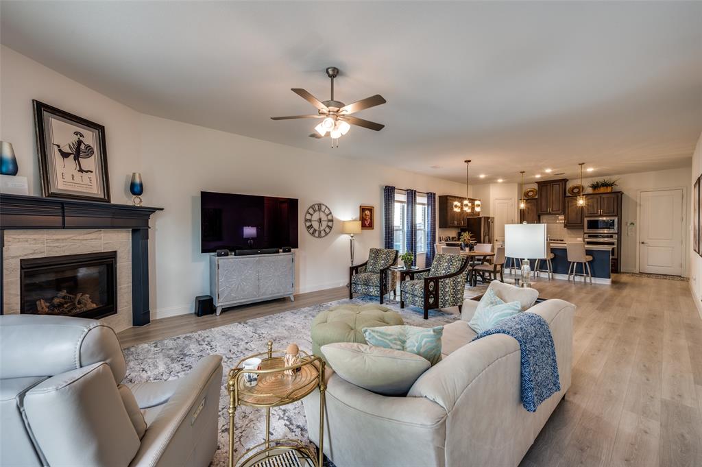 Prairie Oaks Ph 1 - Residential Lease