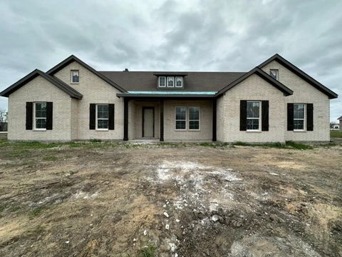 Photo of 1512 County Road 4910, Leonard, TX 75452 (MLS # 21222897)