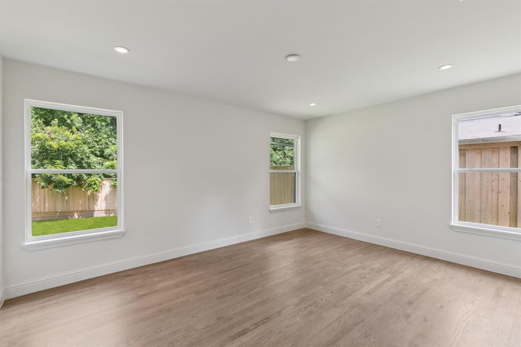 Ridgewood Park - Residential