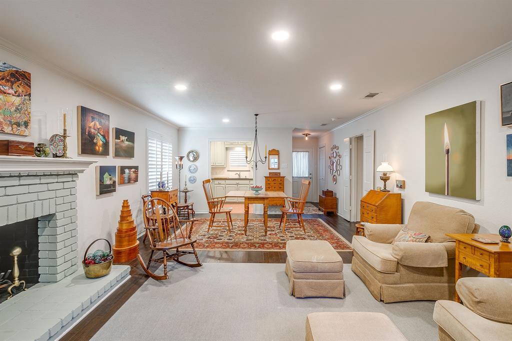 1393 Roaring Springs Road