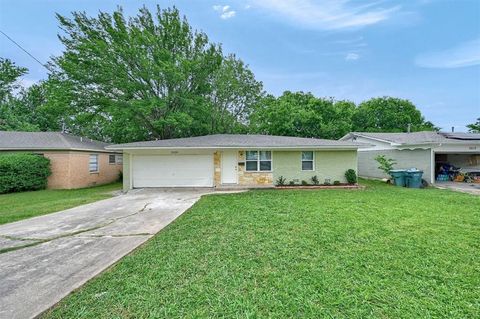 2519 N Hickory Street Sherman TX 75092